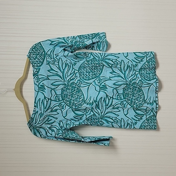 Lilly Pulitzer sz medium 3/4 sleeve 100% cotton top - Picture 3 of 4